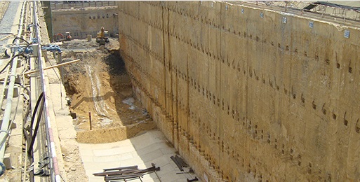 diaphragm wall guide wall